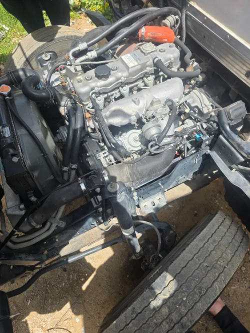 Isuzu TURBO frigot 2014