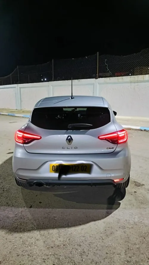 Renault Clio 5 airs line 2022 