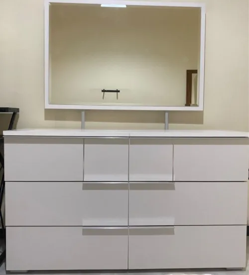 Commode avec miroir 