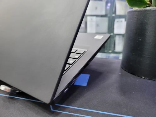 VENDU - LENOVO THINKPAD T14 GEN 1, i5-10310U vPro, 16GB, 256GB SSD