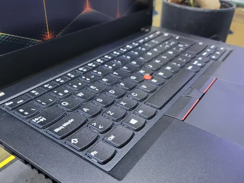 VENDU - LENOVO THINKPAD T470 TACTILE, i5-7300U, 8GB, 256GB SSD