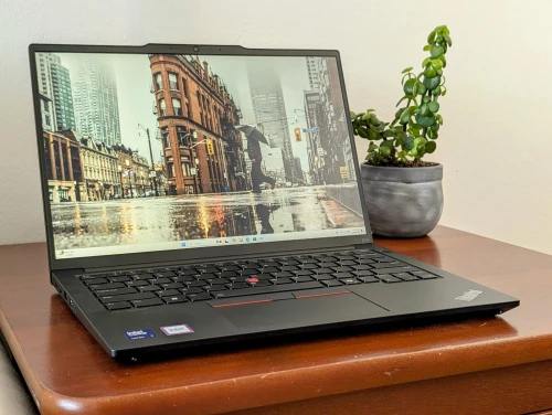 Lenovo ThinkPad E14 Gen 6 , Intel Core Ultra 5 125U , 16GB DDR5 , 512GB SSD , 14" WUXGA