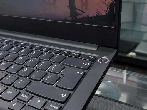 VENDU - LENOVO THINKPAD E14, i5-10210U, 8GB, 256GB SSD