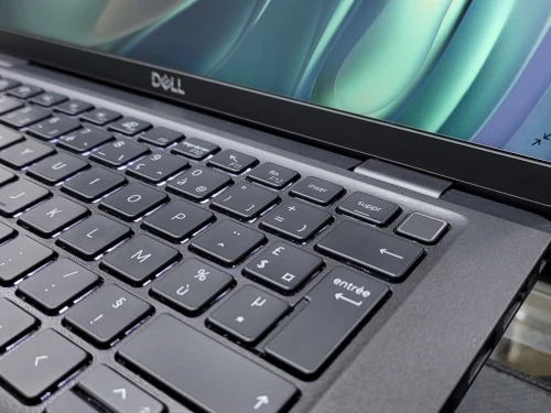 VENDU - DELL LATITUDE 7320, i7-vPro 1185G7, 16GB, 512GB SSD, INTEL IRIS XE