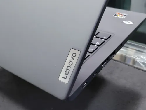 VENDU - LENOVO THINKPAD T14s Gen 3 Tactile, Ryzen 7 Pro 6850U, 32GB-6400MHz, 512GB SSD, RADEON 680M