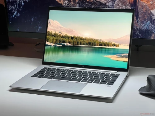 HP EliteBook 845 G11 , 16GB DDR5 , 512GB SSD , 14" WUXGA , AMD Radeon 780M