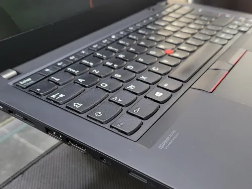 VENDU - LENOVO THINKPAD T14 Gen 1, Ryzen 5 Pro 4650U, 16GB, 256GB SSD