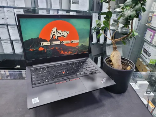 VENDU - LENOVO THINKPAD E14, i5-10210U, 16GB, 256GB SSD