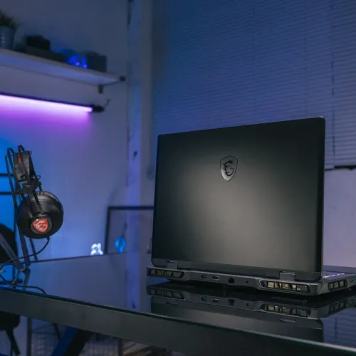 VENDU - MSI PULSE 16 Ai, Intel Ultra 9 185H, 64GB 5600MHz, 1TB SSD, RTX4070 8GB, 16" 2K 240Hz,