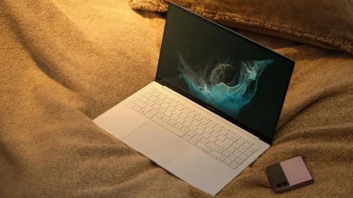 VENDU - Samsung GalaxyBook2 Pro Special Edition (950XGK-KA1), Intel Core Ultra7 155H, 16GB LPDDR5X