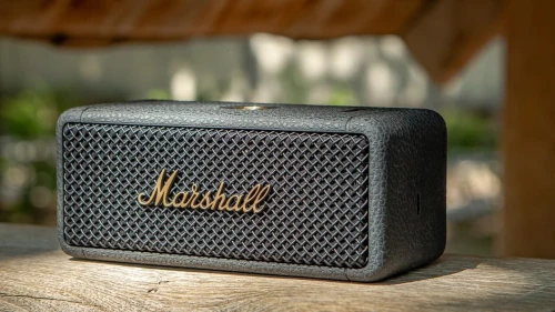 Marshall Emberton II Noir/Cuivre, Enceinte  sans fil -2 x 10 Watts -Bluetooth 5.1 -30h -Etanche IP67