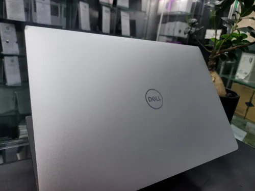 VENDU - DELL XPS 13, i7-1165G7, 16GB, 512GB SSD ( ETAT MOYEN )