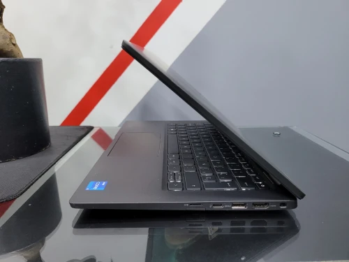 VENDU - DELL LATITUDE 7420, i5-1145G7, 8GB LPDDR4X, 256GB SSD, iRis Xe