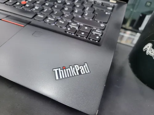 VENDU - LENOVO THINKPAD T490S, i5vPro 8365U, 16GB, 512GB SSD