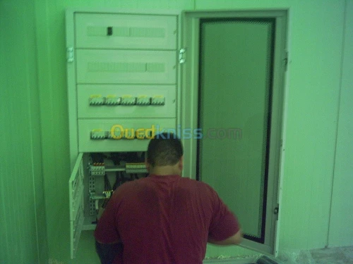 TRAVEAUX D'ELECTRICITE INDUSTRIELLE