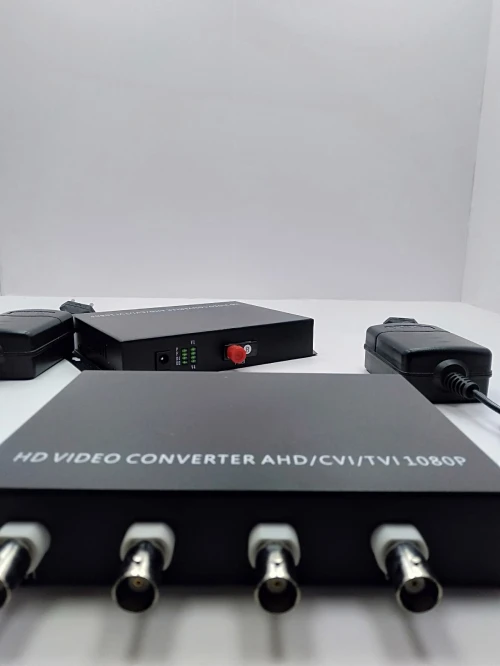 Média Converter BNC To Optique X2 X4 X8 20 Km UP 2 - 4 Mpx