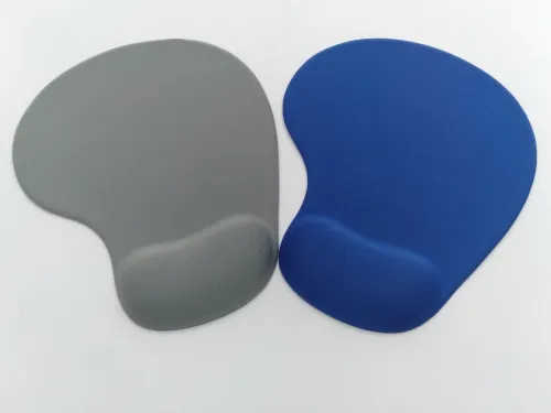 Tapis de souris avec repose-poignet