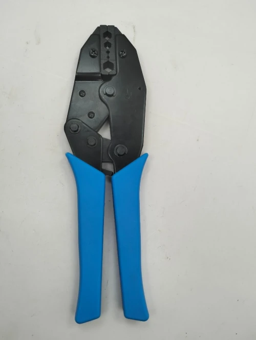 Pince a sertir / A compression BNC Coix Caméra