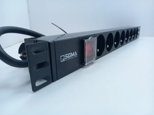 Multiprise Rackable 1U 19'' 16A