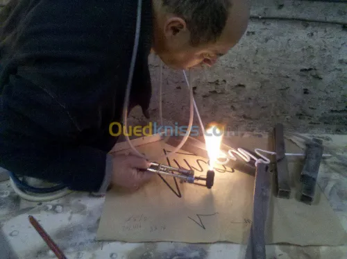 Fabrication d'Enseignes Lumineuses