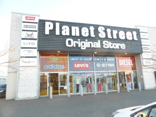 Fabrication d'Enseignes Lumineuses