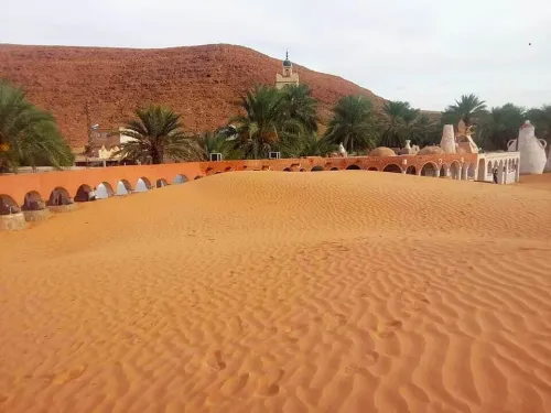 VOYAGE ORGANISER GHARDAIA
