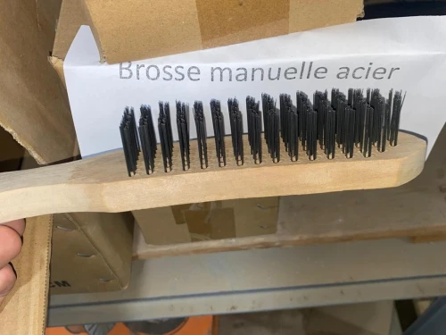 brosse manuelle inox et acier
