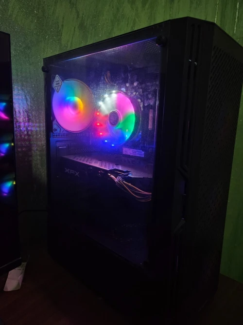PC Gamer AMD Ryzen 5 3500X / RX 580 8GB / 16GB RAM / SSD NVMe / B550
