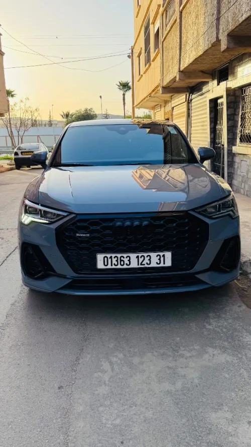 Audi Q3 2023 S Line quattro