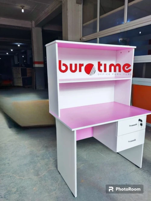 Bureau pour Enfants / Kit table avec chaise pour les colliers  