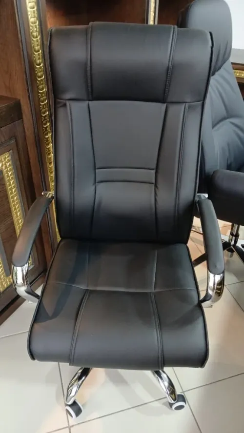 CHAISE EN CUIR ET CUIR  SYNTHETIQUE