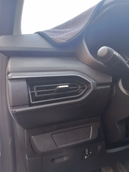 Dacia Logan 2025 extrême