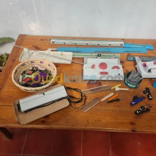 Machine à tricoter 