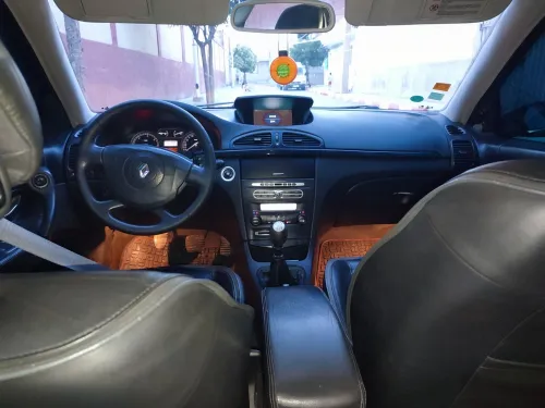 Renault Laguna 2 2001 Initial paris