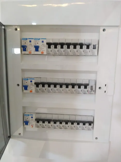 Installation informatique et camira et électricité bâtiment