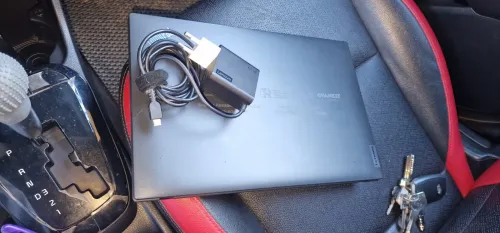 Thinkpad L14 gen 4 - Ryzen 5 pro 7530u 16gb 256 SSD ( equivalent i7 13em )