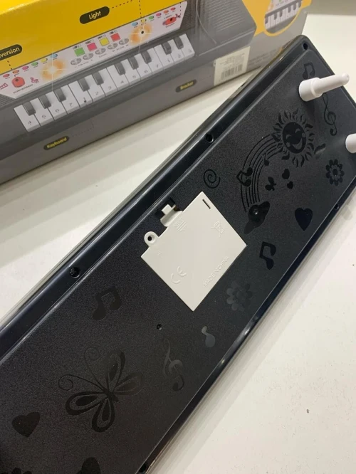 Piano Musical Interactif pour Enfants  Lumières LED et Sons Amusants