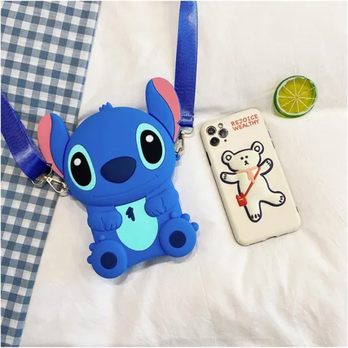 Porte-Monnaie Enfant à Motif Stitch  Compact et Pratique