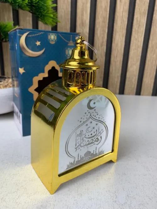 Lanterne LED Dorée pour Ramadan Design Traditionnel et Éclairage Ambiance