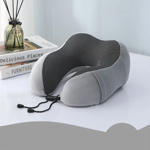 Kit de voyage 3in1 Oreiller en mousse à mémoire en forme de U avec Bouchon doreille et Bandeau Yeux