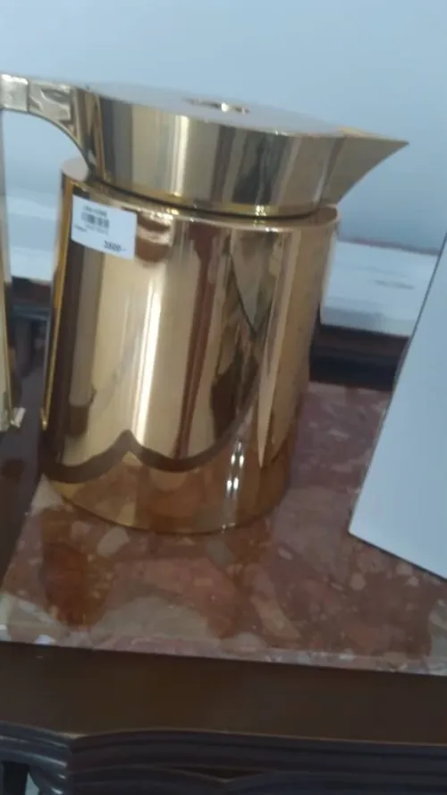  Thermos en inox doré  