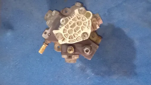 Pompe hp peugeot moteur 1.4