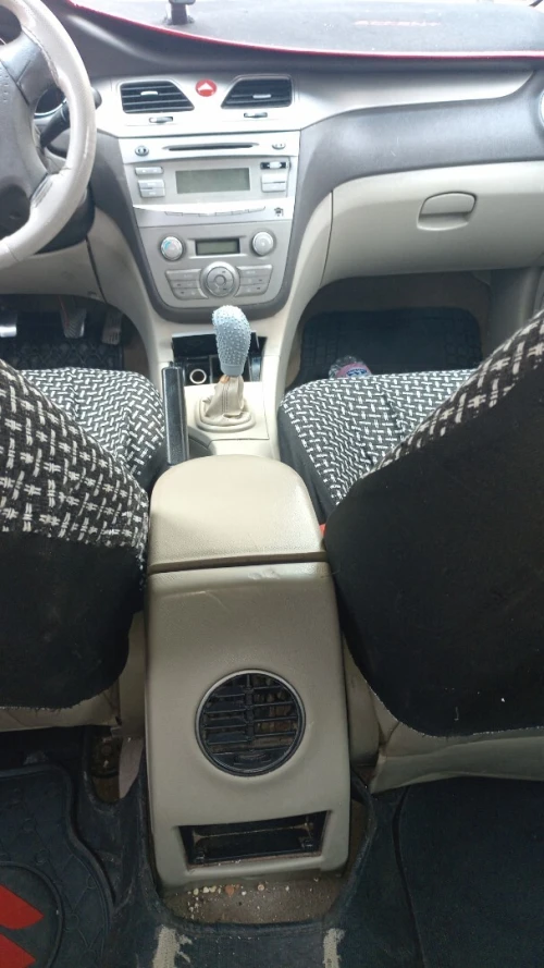 JAC Jac j5 2012 J5