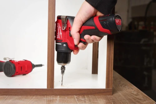 Milwaukee M12 BDD-201B Perceuse-visseuse sans fil Li-ion 12V + batterie + chargeur + mallette