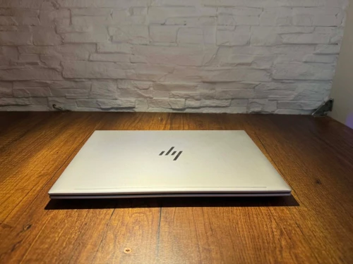 HP EliteBook 840 G9 I7-1270P 32GB  2 TO SSD 14" Full HD