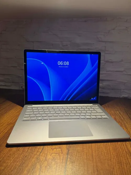 Microsoft Surface Laptop 6 ULTRA 7 165H +INTEL AI - 16G- 256GB 14 POUCE 3K TACTILE- ARC GRAPHICS