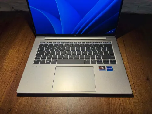 HP EliteBook 840 G9 I7-1270P 32GB  2 TO SSD 14" Full HD