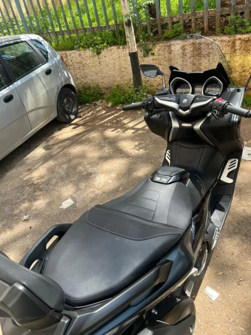 Yamaha T max dx 2020