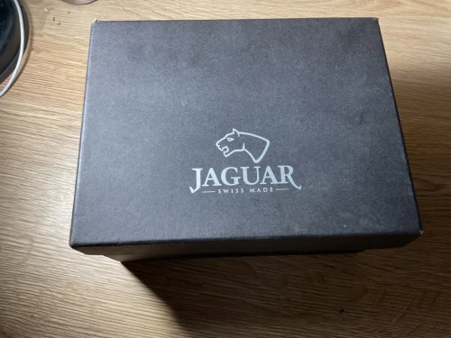 Montre JAGUAR swiss made