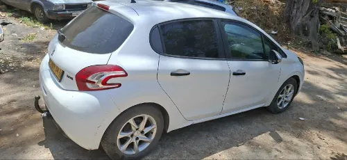 Peugeot 208 2014 208